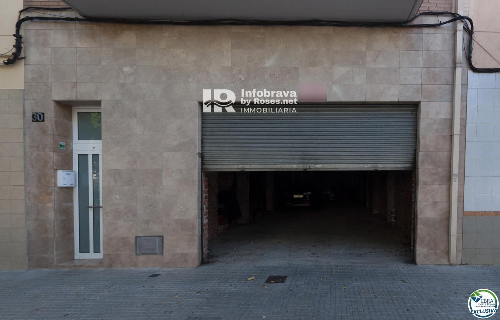 Commercieel te koop in Roses - € 320.000 (Ref: 6304597)