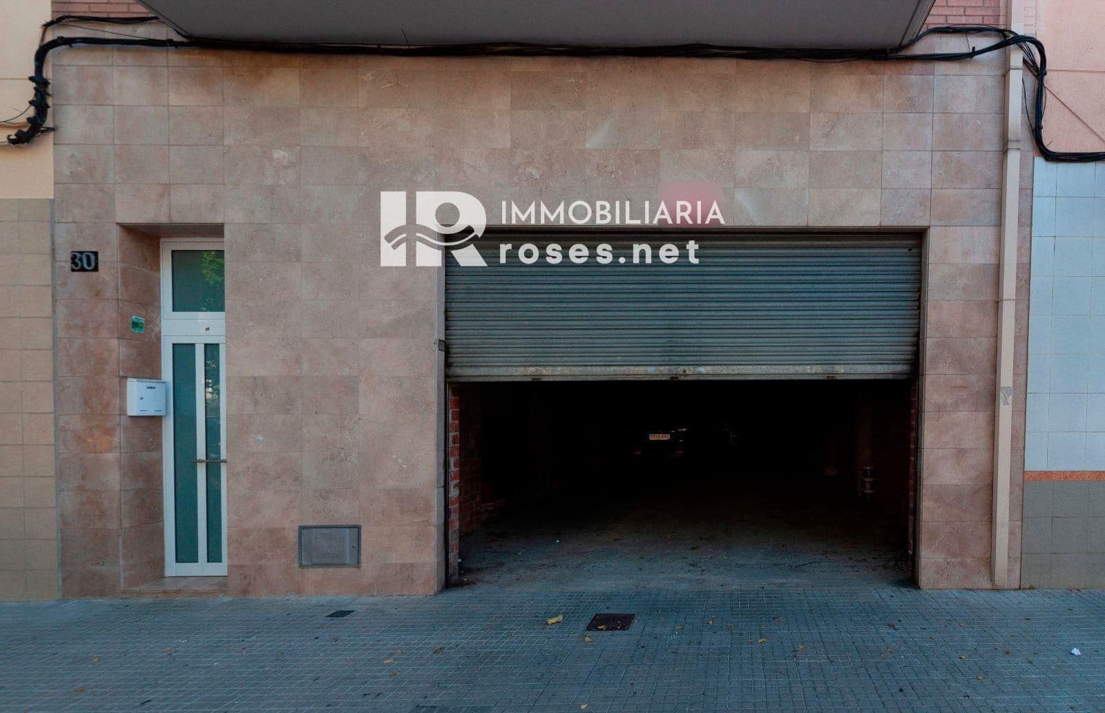 Commercieel te koop in Roses - € 320.000 (Ref: 6304597)