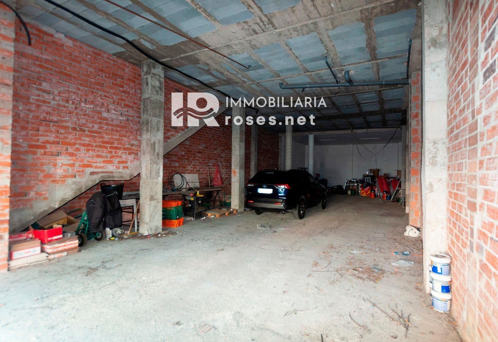 Commercieel te koop in Roses - € 320.000 (Ref: 6304597)