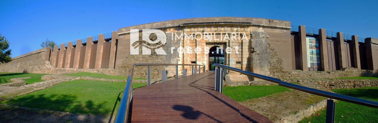 Erhverv til salg i Roses - € 192.000 (Ref: 6304598)