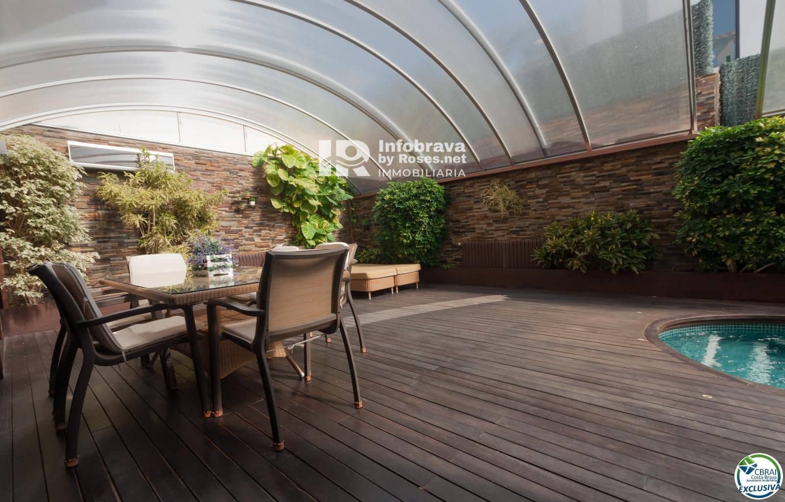 3 slaapkamer Villa te koop in Roses met zwembad - € 675.000 (Ref: 6304633)