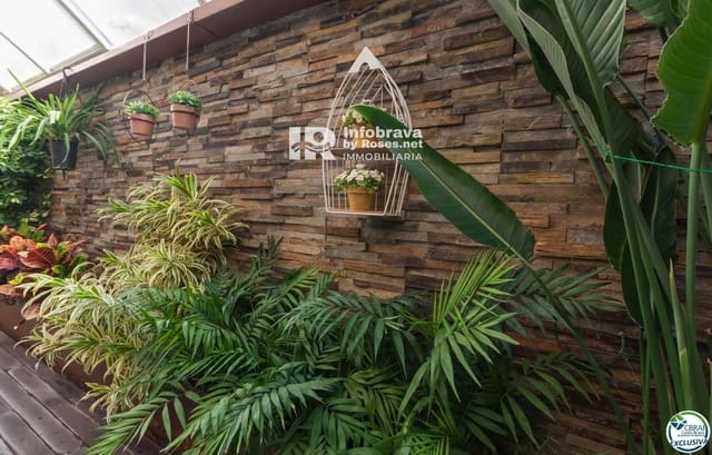 3 soveværelse Villa til salg i Roses med swimmingpool - € 675.000 (Ref: 6304633)