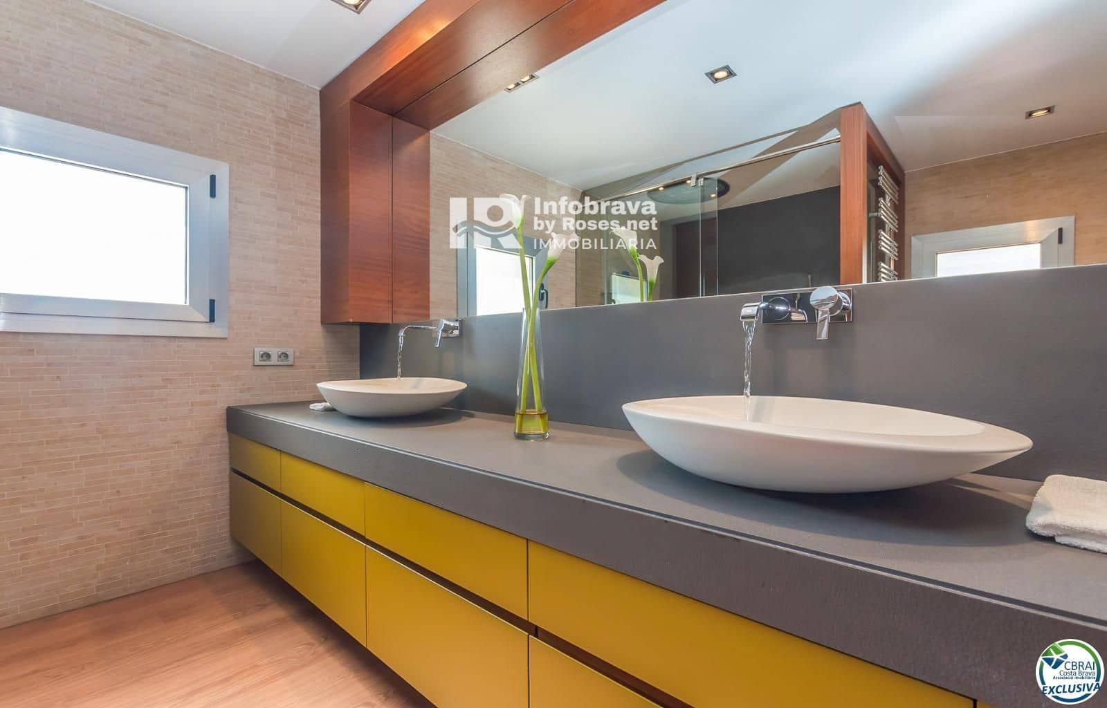 3 slaapkamer Villa te koop in Roses met zwembad - € 675.000 (Ref: 6304633)