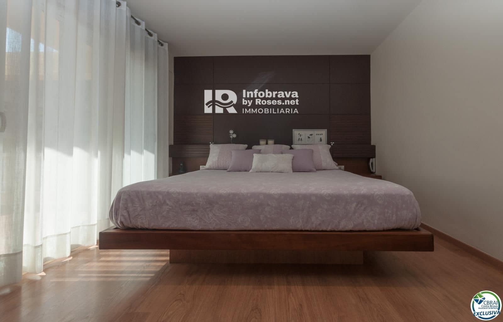 3 slaapkamer Villa te koop in Roses met zwembad - € 675.000 (Ref: 6304633)