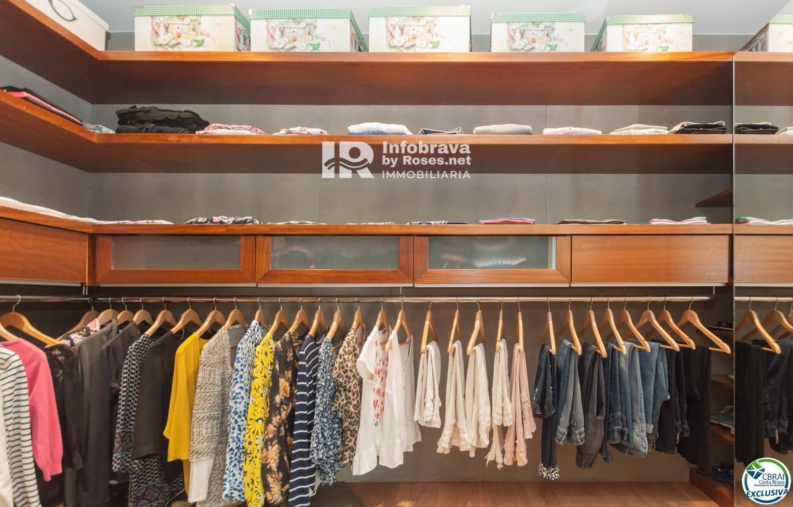 3 slaapkamer Villa te koop in Roses met zwembad - € 675.000 (Ref: 6304633)