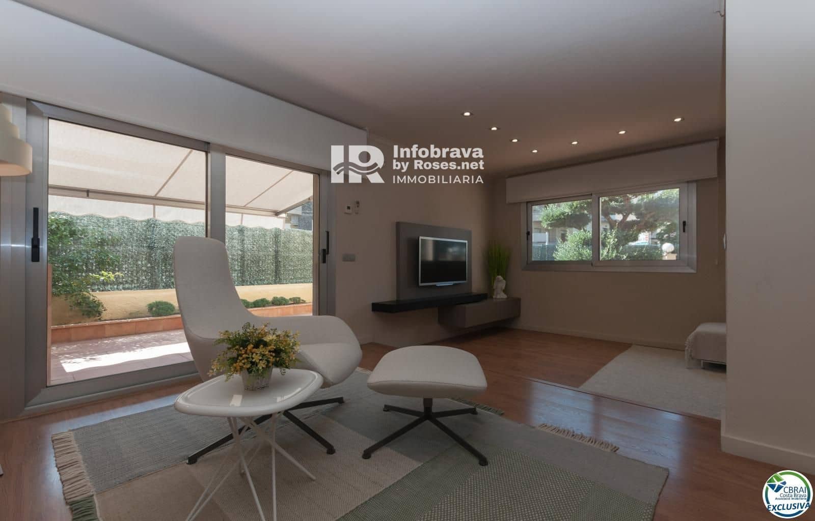 3 slaapkamer Villa te koop in Roses met zwembad - € 675.000 (Ref: 6304633)