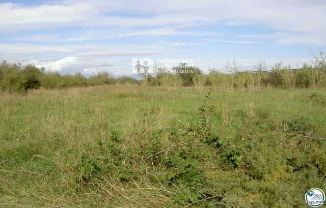 Teren niezagospodarowany na sprzedaż w Sant Pere Pescador - 40 000 € (Ref: 6305395)