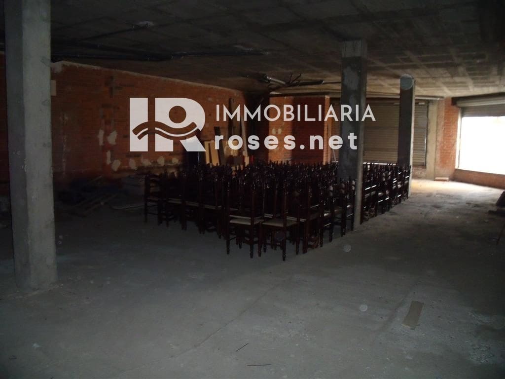 Erhverv til salg i Roses - € 375.000 (Ref: 7028277)