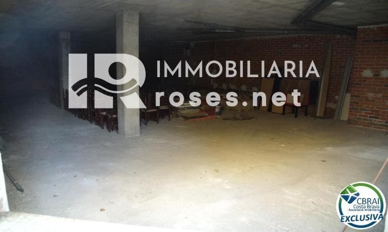 Erhverv til salg i Roses - € 375.000 (Ref: 7028277)
