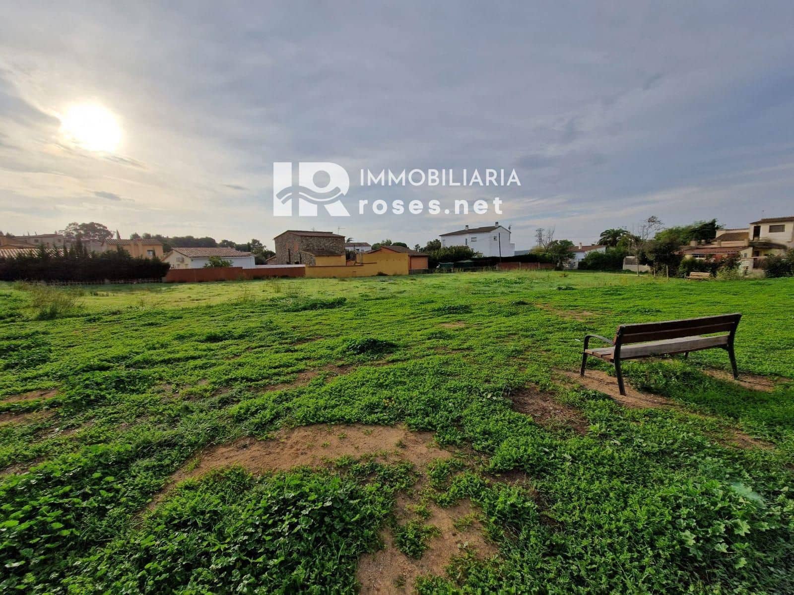 Byggegrund til salg i Garriguella - € 85.000 (Ref: 7205688)