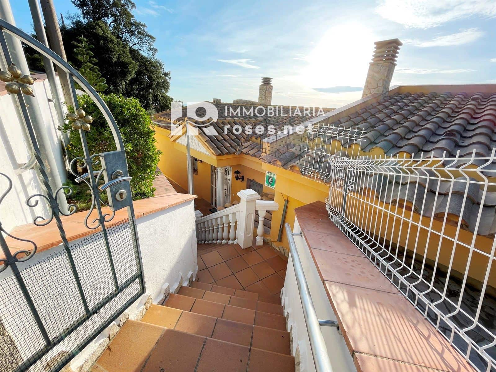 4 bedroom Villa for sale in El Mas Fumats with pool garage - € 780,000 (Ref: 7348596)