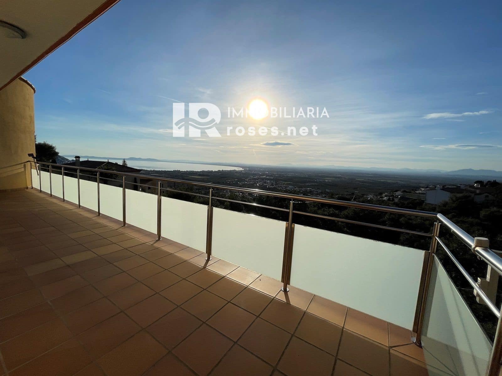 4 bedroom Villa for sale in El Mas Fumats with pool garage - € 780,000 (Ref: 7348596)