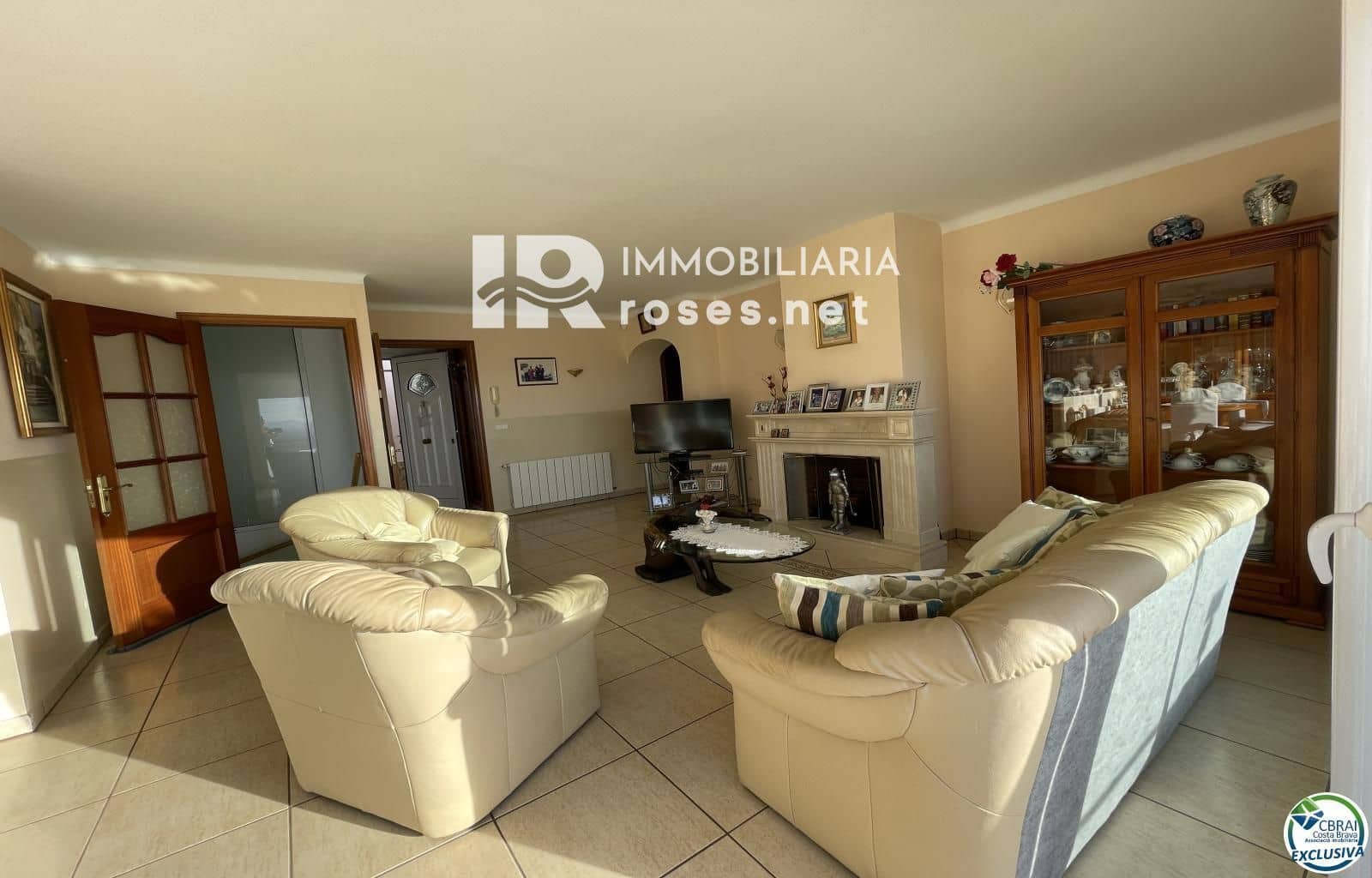 4 bedroom Villa for sale in El Mas Fumats with pool garage - € 780,000 (Ref: 7348596)