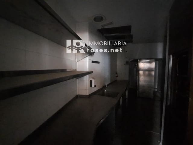 Erhverv til salg i Figueres - € 168.000 (Ref: 7435917)