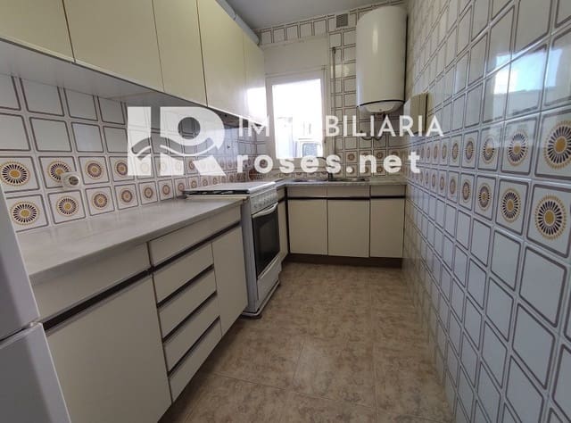2 slaapkamer Strandappartement te koop in Roses - € 235.755 (Ref: 7544320)