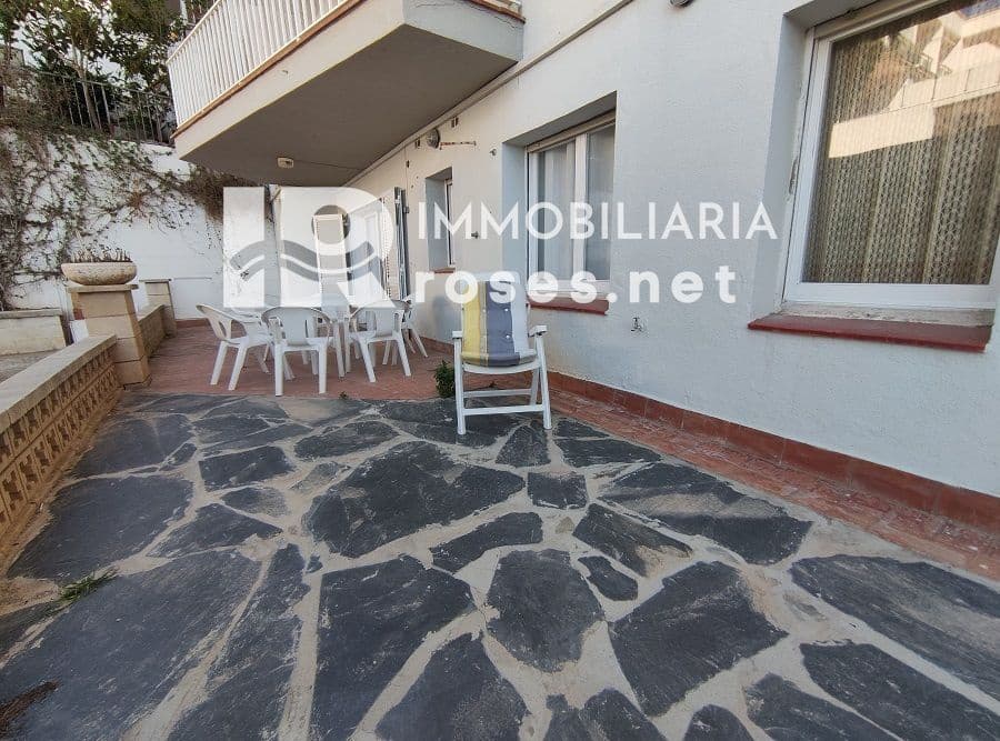 2 bedroom Beach Apartment for sale in Roses - € 235,755 (Ref: 7544320)