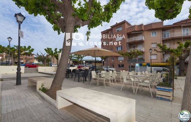 Commercial for sale in Roses - € 746,000 (Ref: 7559152)