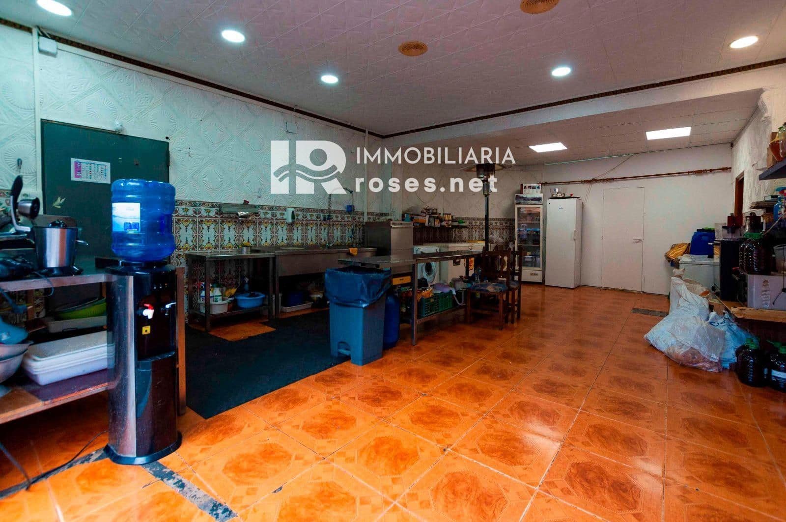 Erhverv til salg i Roses - € 746.000 (Ref: 7559152)