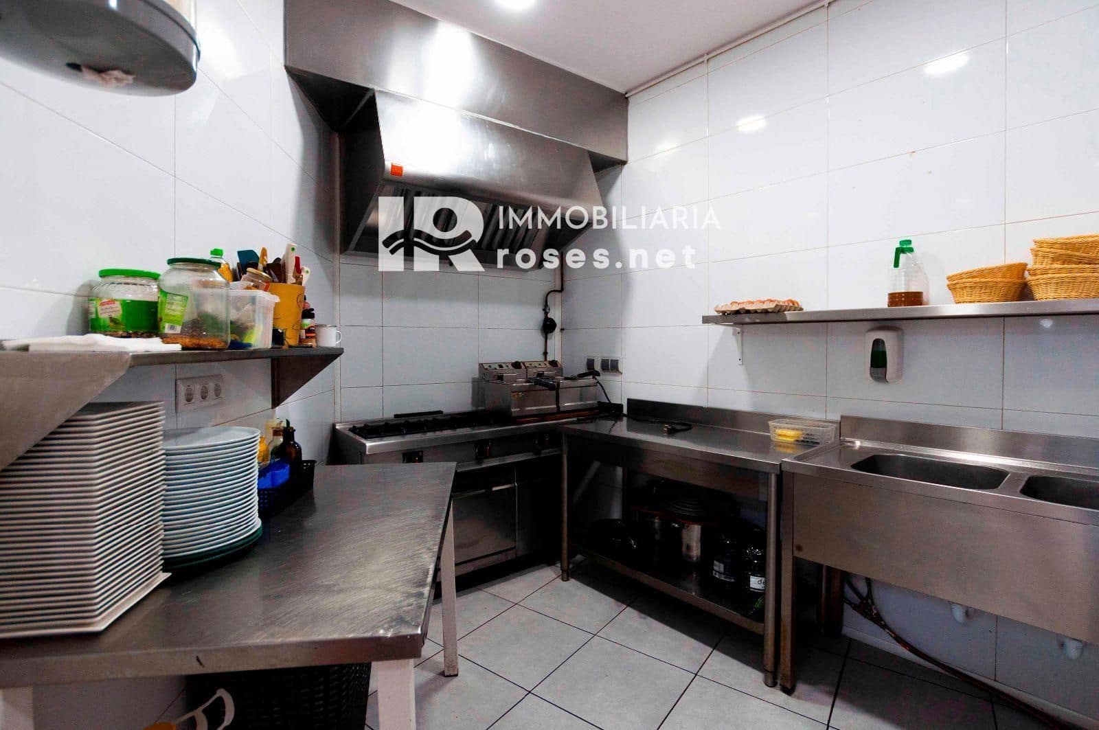 Erhverv til salg i Roses - € 746.000 (Ref: 7559152)