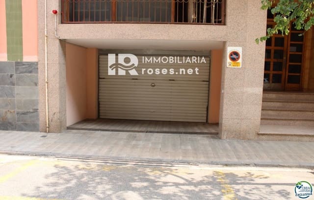 Garage for sale in Roses - € 24,000 (Ref: 7665439)