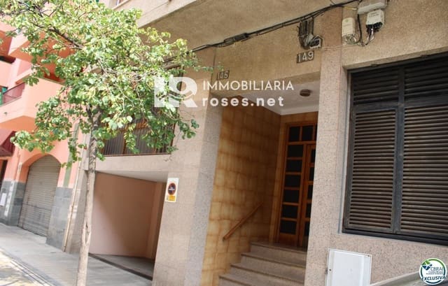 Garage for sale in Roses - € 24,000 (Ref: 7665439)