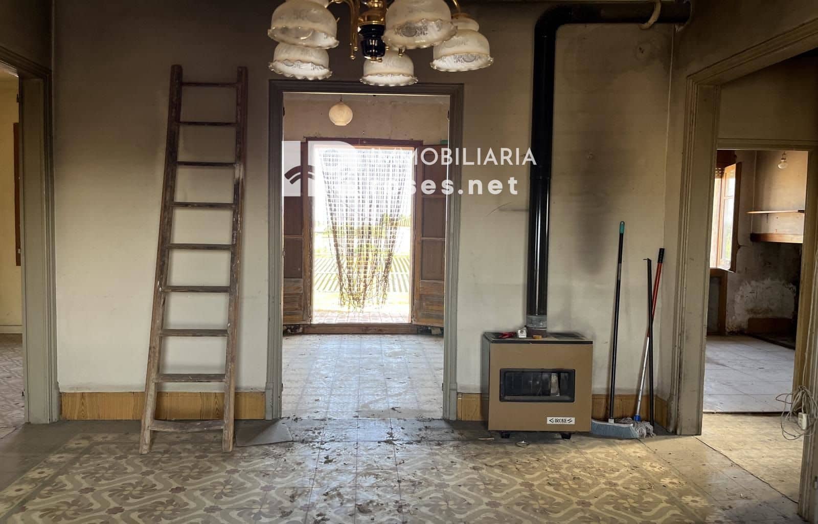 Villa til salg i Vilamacolum - € 349.000 (Ref: 7712691)