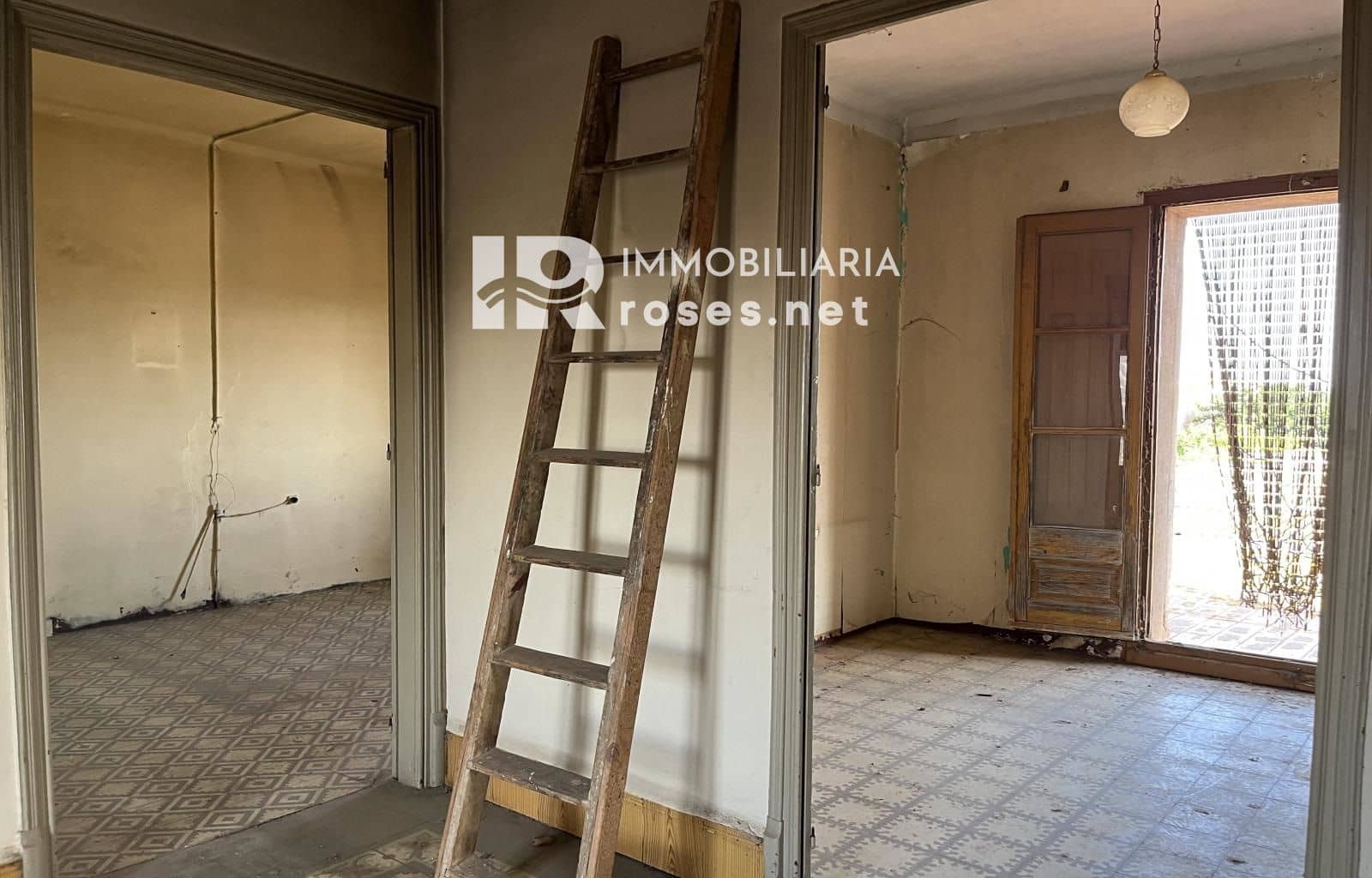 Villa til salg i Vilamacolum - € 349.000 (Ref: 7712691)