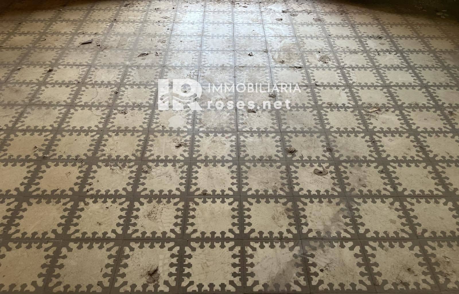 Villa til salg i Vilamacolum - € 349.000 (Ref: 7712691)