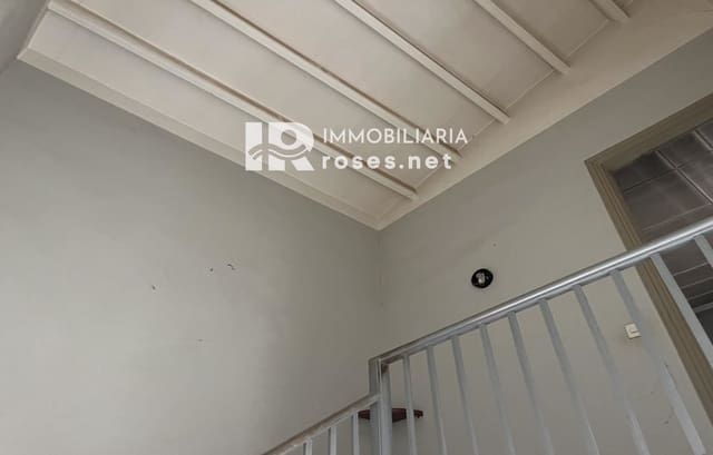 Villa till salu i Vilamacolum - 349 000 € (Ref: 7712691)