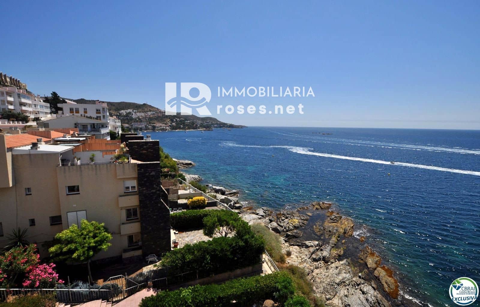 2 bedroom Beach Apartment for sale in Roses - € 385,000 (Ref: 7752197)