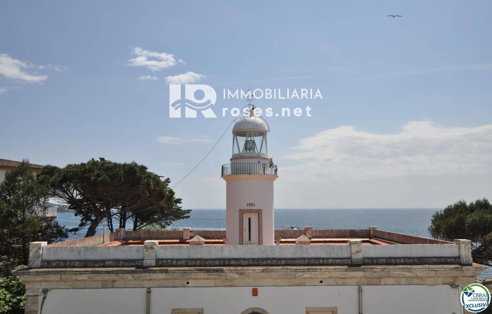 2 bedroom Beach Apartment for sale in Roses - € 385,000 (Ref: 7752197)