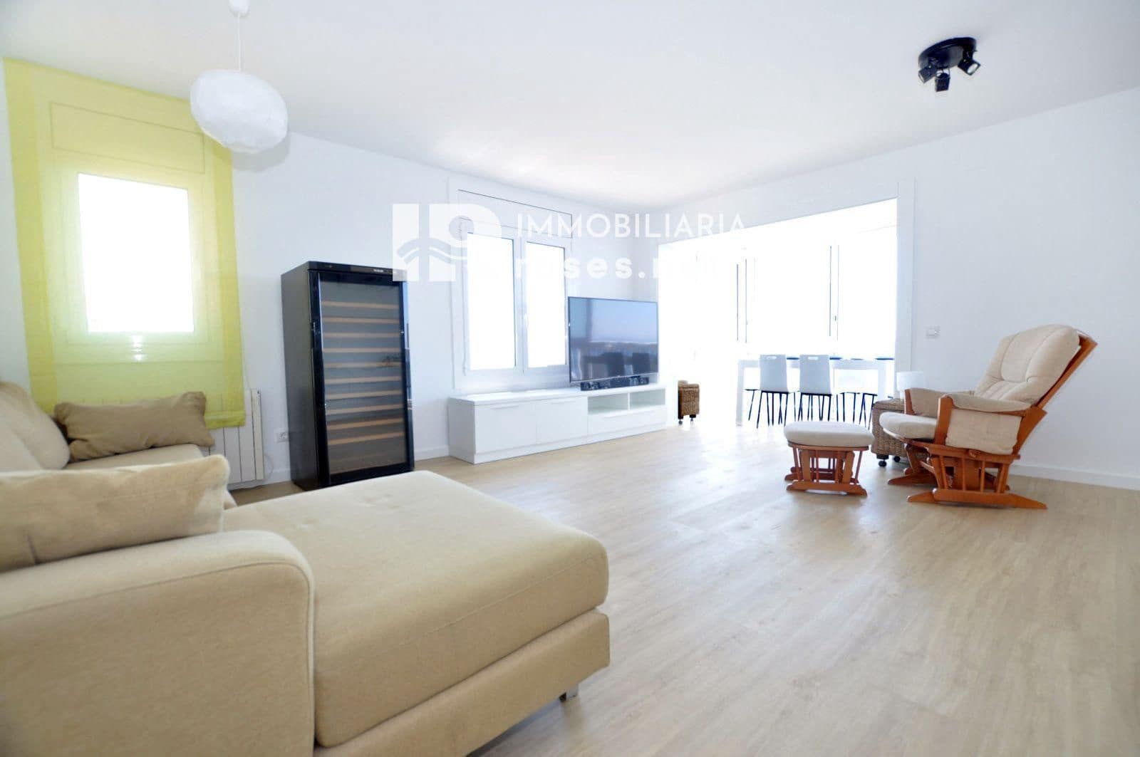 2 bedroom Beach Apartment for sale in Roses - € 385,000 (Ref: 7752197)