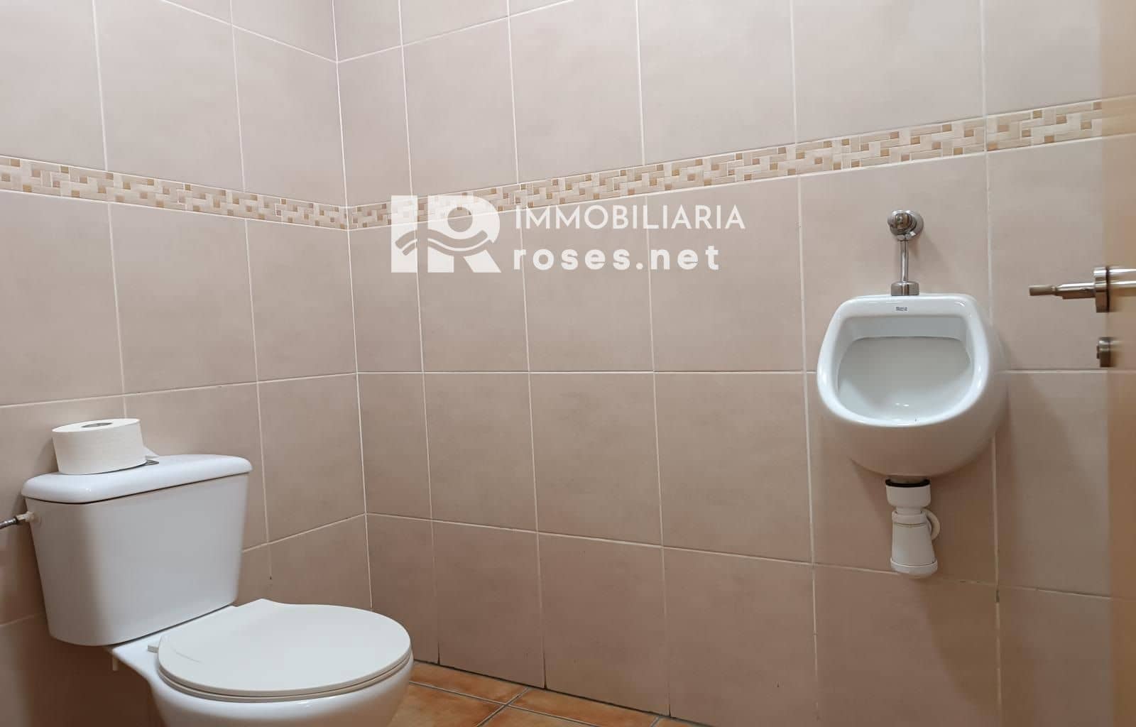 Erhverv til salg i Roses - € 134.000 (Ref: 7808612)