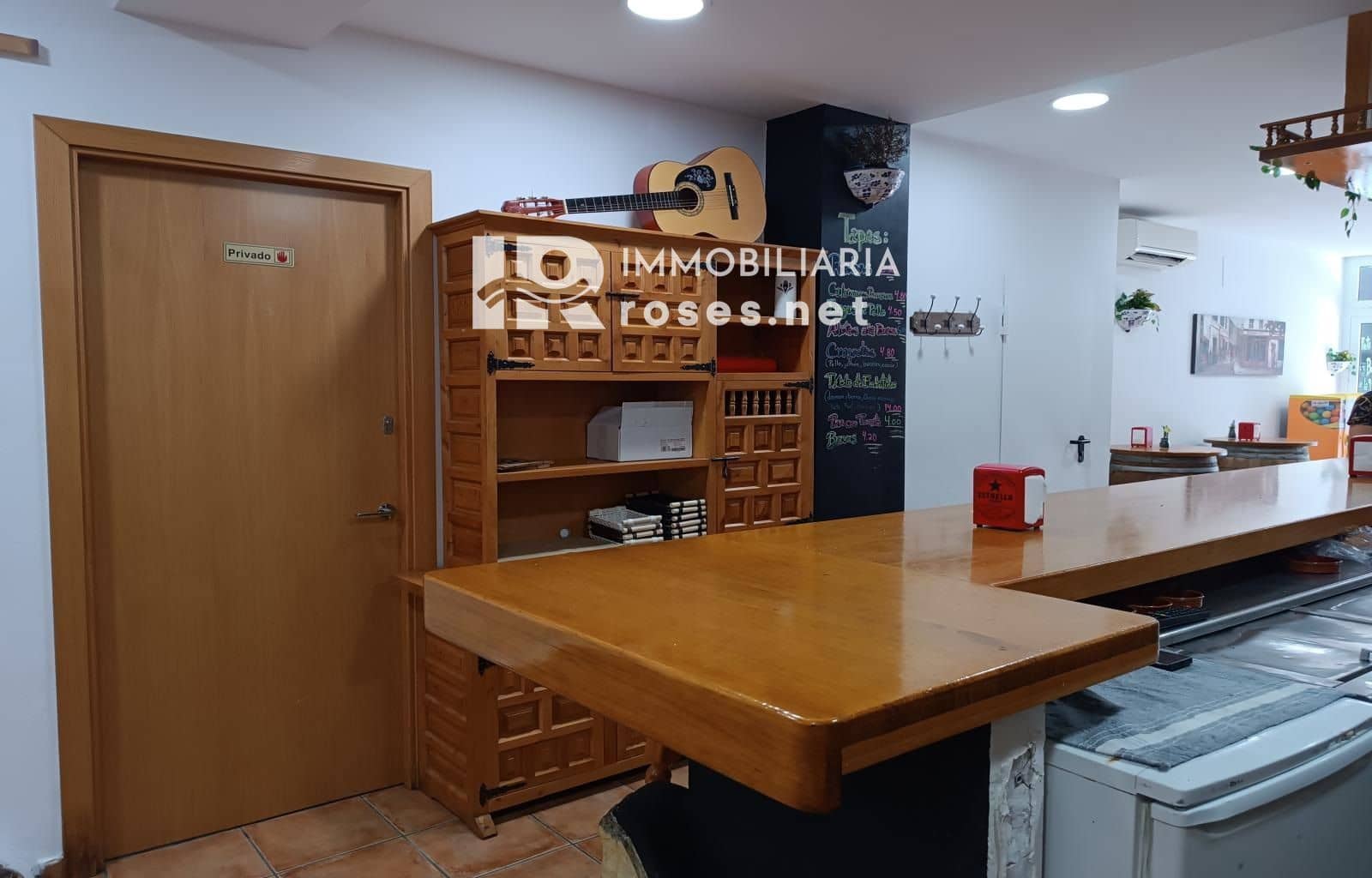 Erhverv til salg i Roses - € 134.000 (Ref: 7808612)