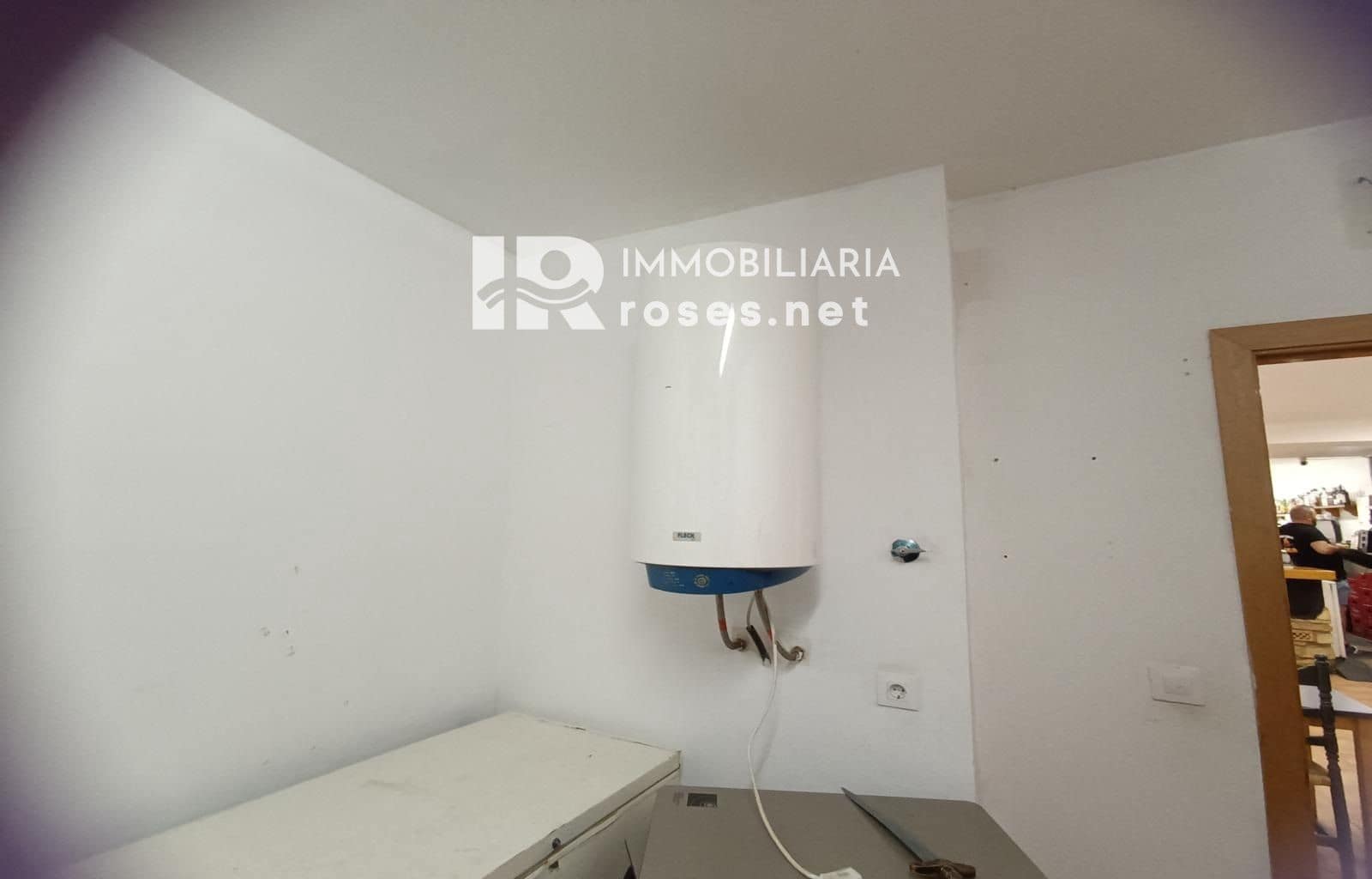 Erhverv til salg i Roses - € 134.000 (Ref: 7808612)