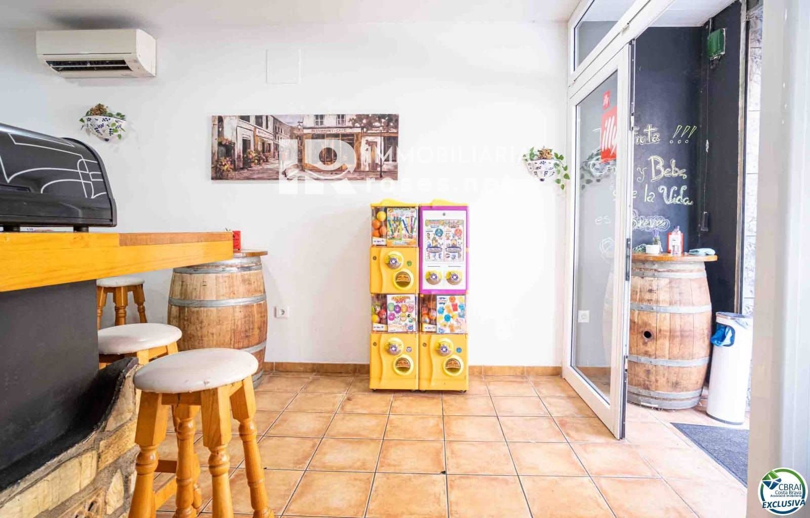 Erhverv til salg i Roses - € 134.000 (Ref: 7808612)