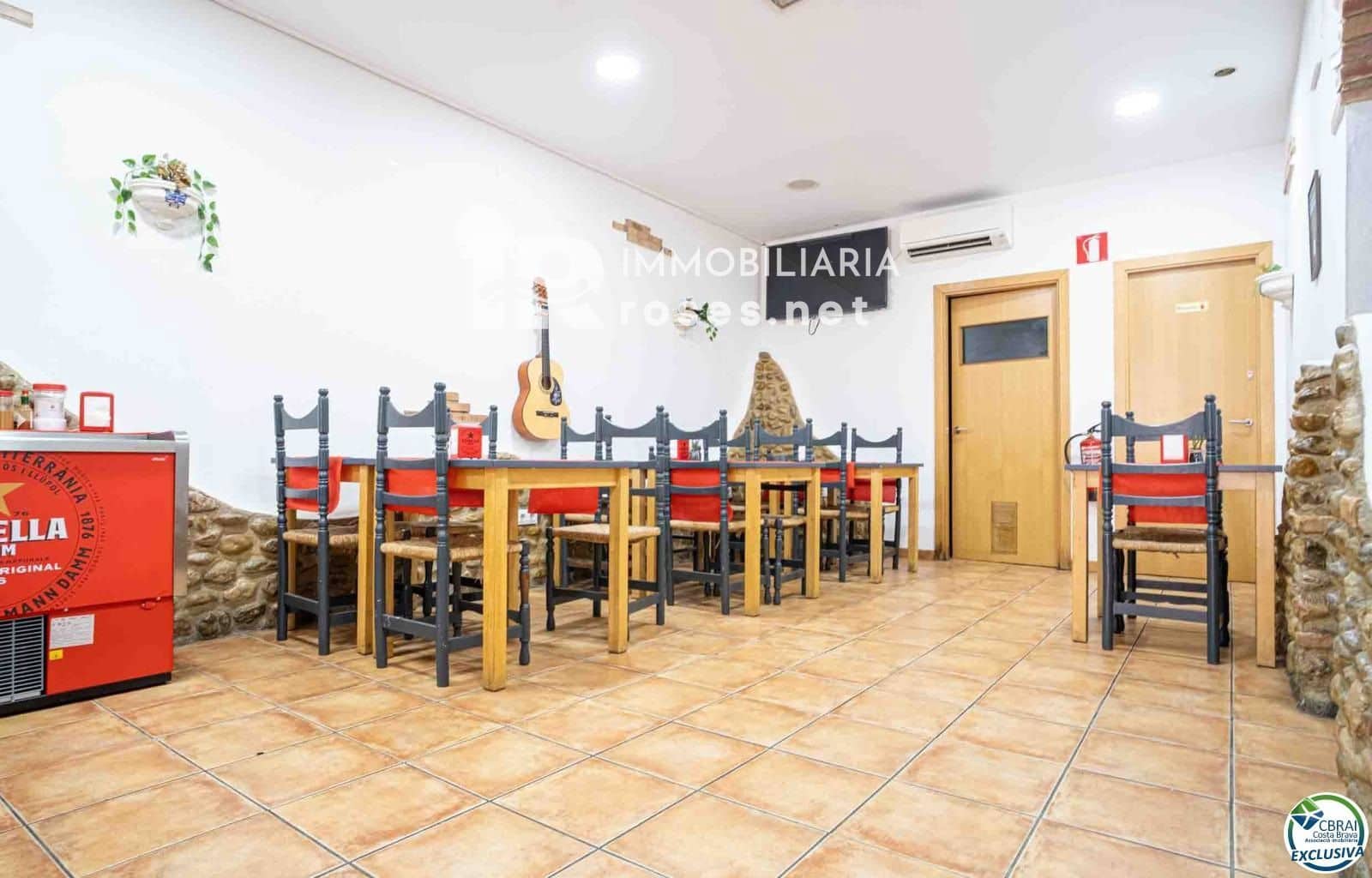 Erhverv til salg i Roses - € 134.000 (Ref: 7808612)