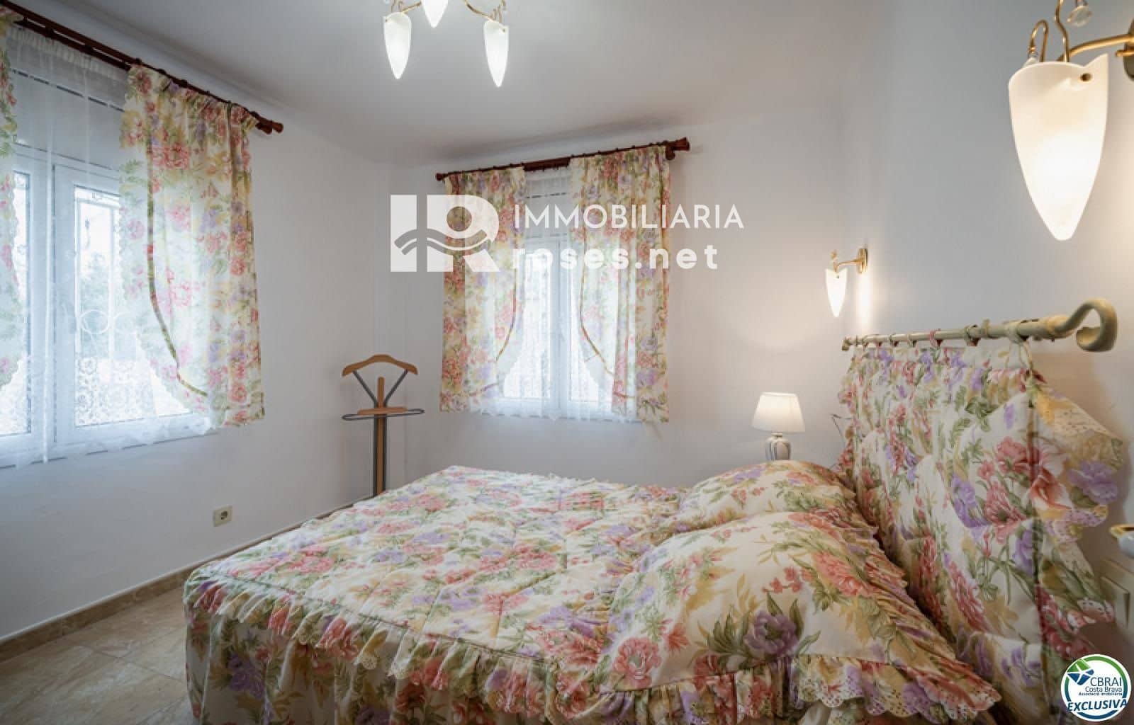 4 slaapkamer Appartement te koop in Roses - € 249.000 (Ref: 7897910)