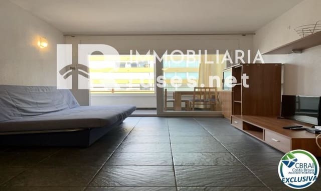 1 slaapkamer Appartement te koop in Santa Margarida, Roses met zwembad - € 160.000 (Ref: 7897912)