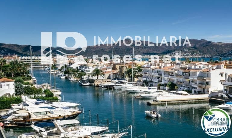Erhverv til salg i Empuriabrava - € 115.000 (Ref: 7976393)