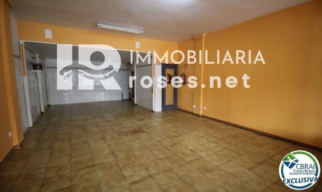Erhverv til salg i Empuriabrava, Castelló d'Empúries - € 115.000 (Ref: 7976393)