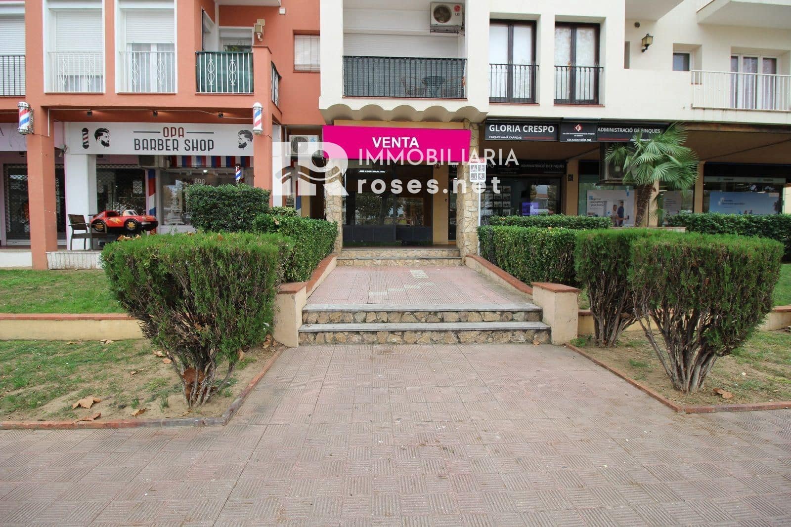 Erhverv til salg i Empuriabrava - € 115.000 (Ref: 7976393)