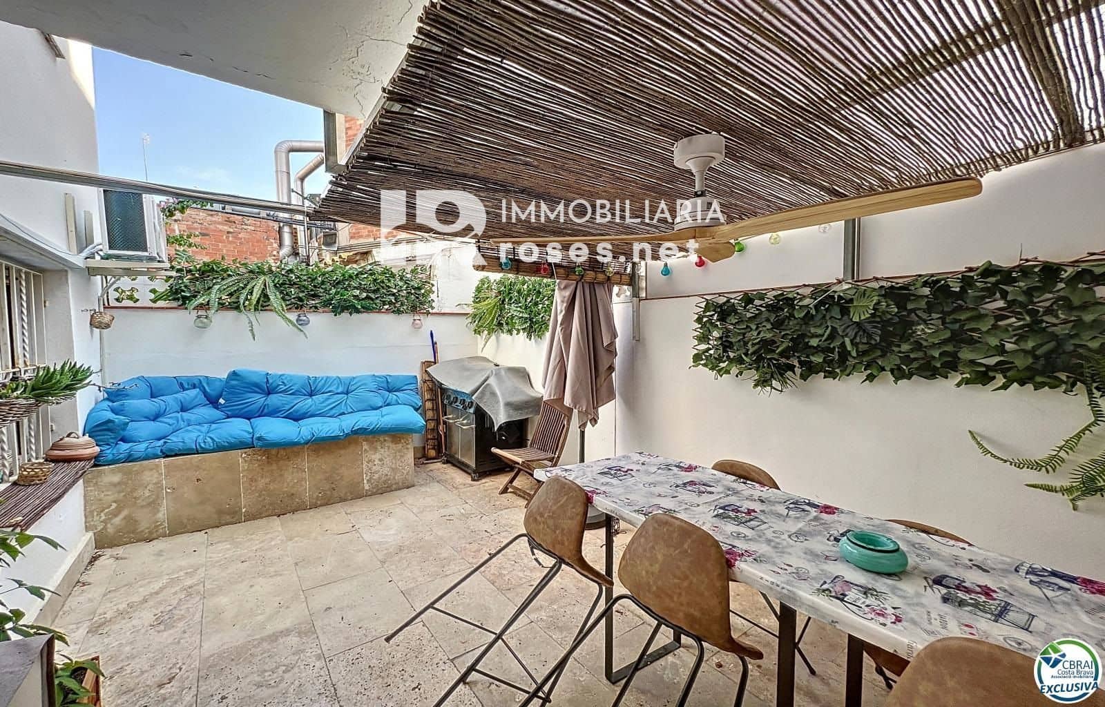 6 slaapkamer Appartement te koop in Roses - € 315.000 (Ref: 7980733)