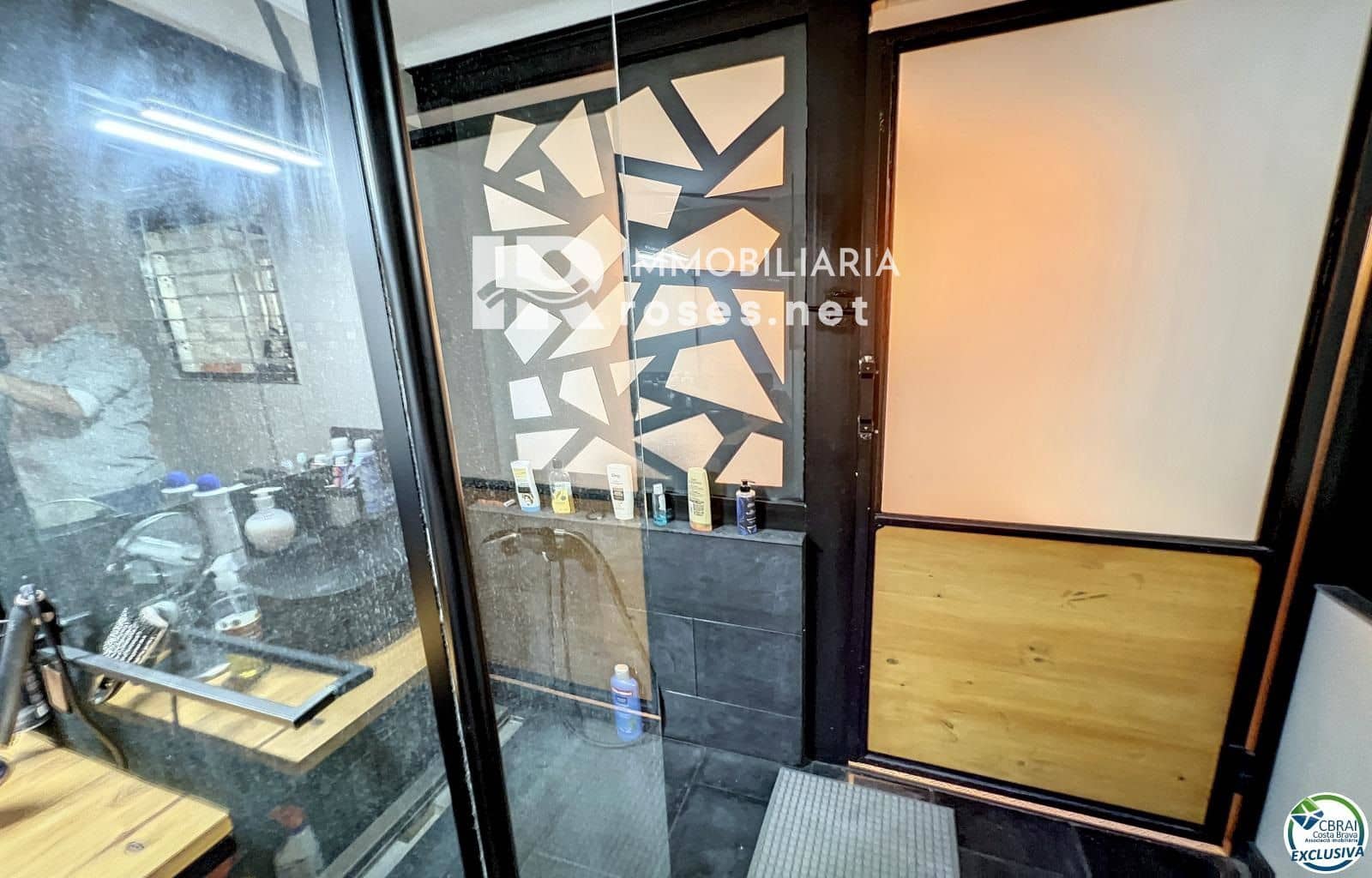 6 slaapkamer Appartement te koop in Roses - € 315.000 (Ref: 7980733)