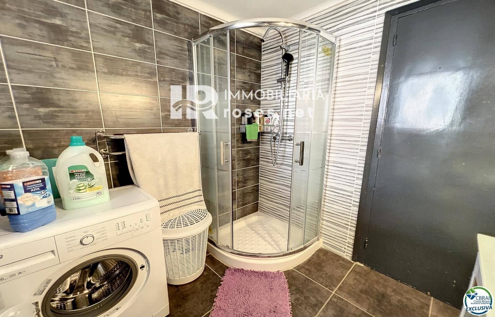 6 slaapkamer Appartement te koop in Roses - € 315.000 (Ref: 7980733)