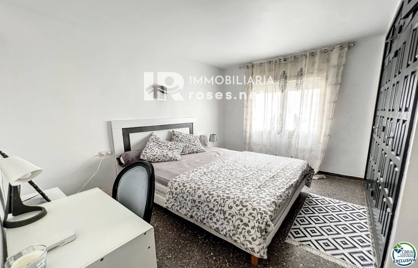 6 slaapkamer Appartement te koop in Roses - € 315.000 (Ref: 7980733)