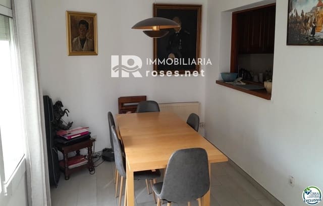 4 bedroom Villa for sale in Empuriabrava, Castelló d'Empúries with pool garage - € 349,000 (Ref: 8023833)