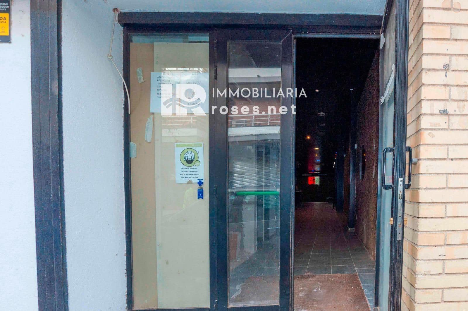 Commercieel te koop in Roses - € 350.000 (Ref: 8121051)