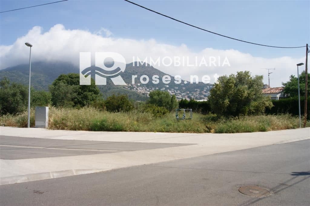 Byggegrund til salg i Roses - € 162.000 (Ref: 8190830)