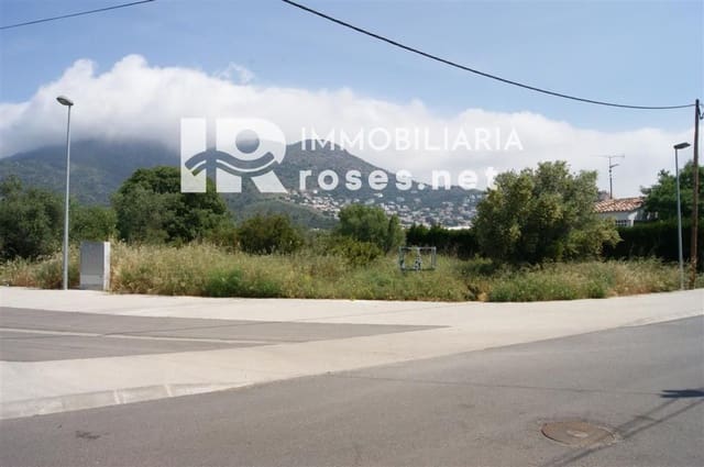 Building Plot for sale in Roses - € 162,000 (Ref: 8190830)